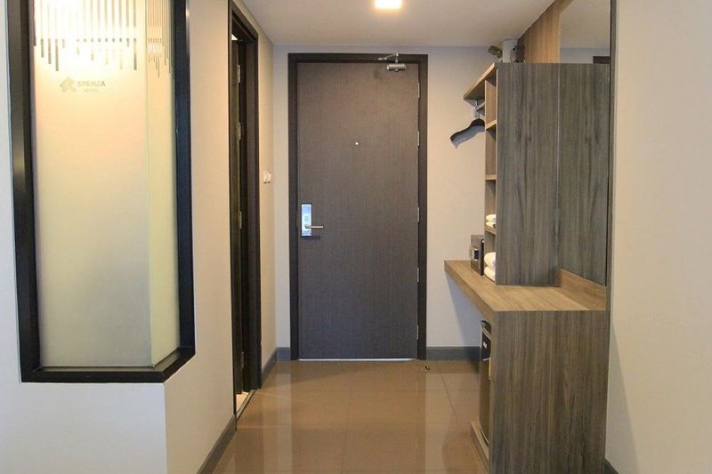 Spenza Hotel Bangkok Luaran gambar